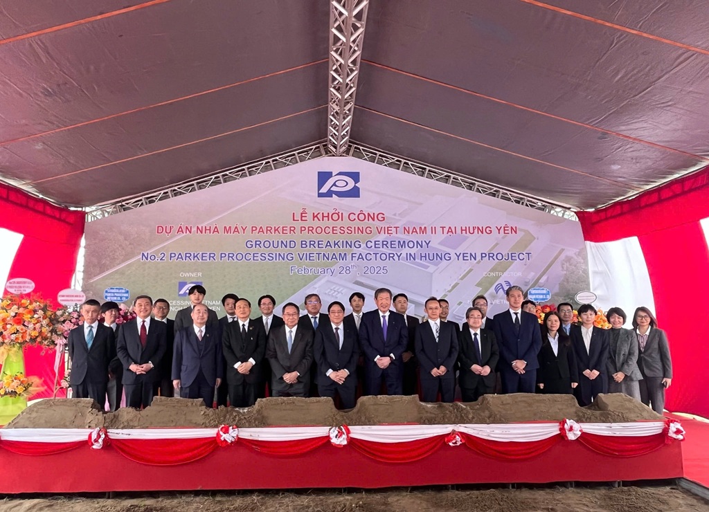 DH Việt Nam thi công sơn chống cháy R45, R90 và sơn phủ màu kết cấu thép